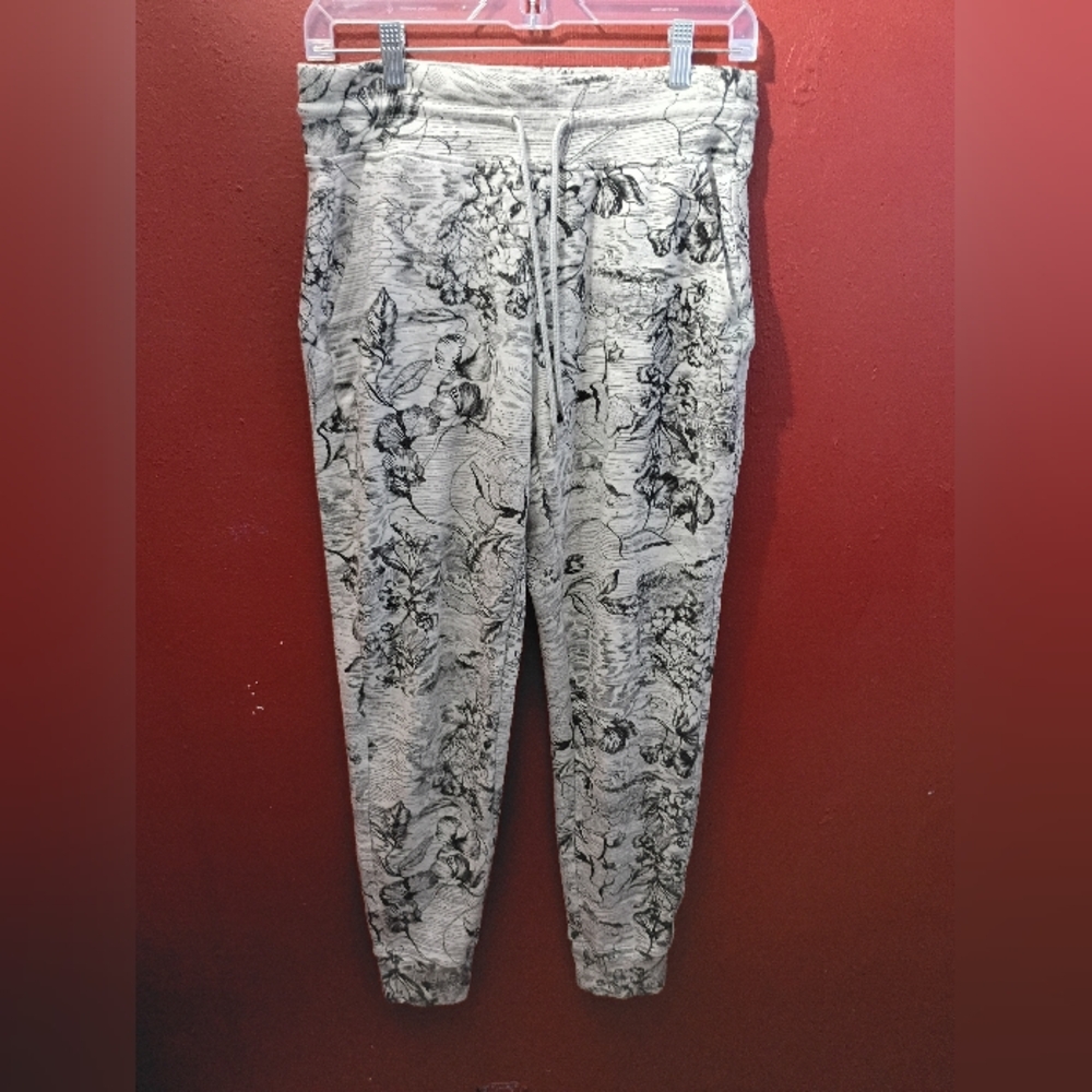 Athleta Black and Gray Floral Joggers